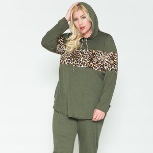 Plus Size Olive (Brown Leopard) Detail Printed Hoodie & Pants Sets